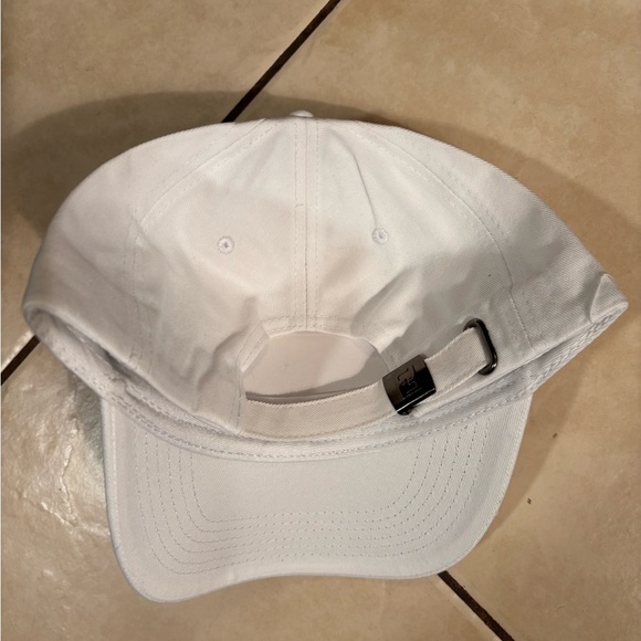 Fendi Baseball Cap , Unisex - Picture 4 of 4